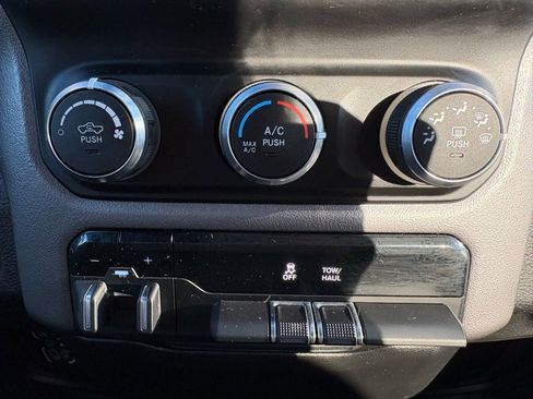 Used 2021 RAM 1500 Big Horn w/ Snow Plow Prep Group image 31