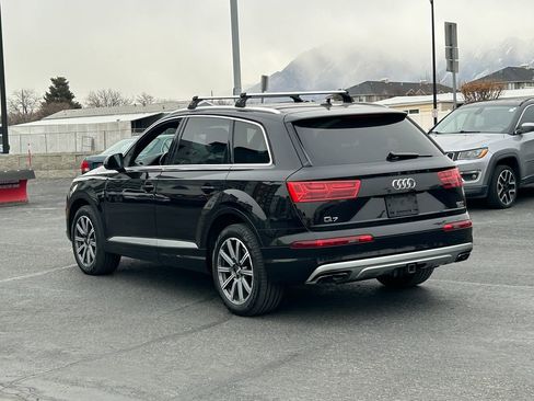 Used 2017 Audi Q7 3.0T Premium Plus w/ Premium Plus Package image 7