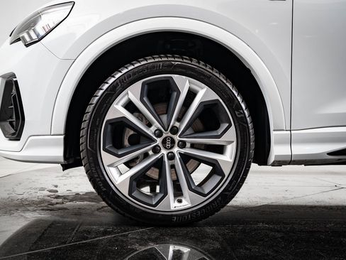 Used 2022 Audi Q3 2.0T Premium Plus image 13