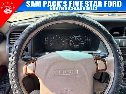 Used 2001 Isuzu Trooper 2WD 4-Door image 7