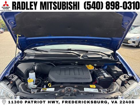 Used 2019 Dodge Grand Caravan SE w/ UConnect Hands-Free Group FWD image 16