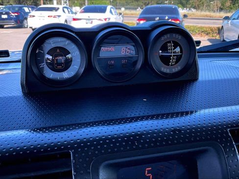 Used 2014 Toyota FJ Cruiser 4WD w/ Upgrade Package image 34
