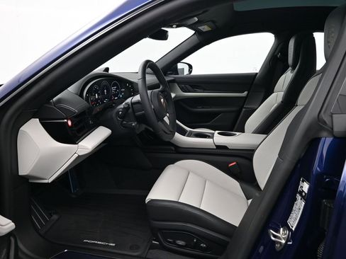 New 2026 Porsche Taycan image 4