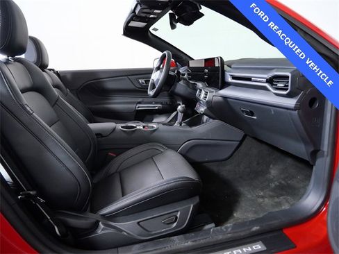 Used 2025 Ford Mustang Premium image 12