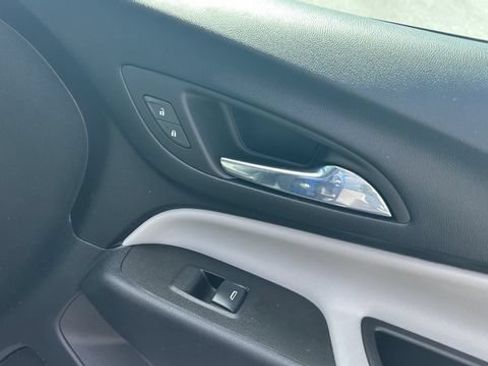 Certified 2023 Chevrolet Equinox LS w/ LS Convenience Package AWD/4WD image 45
