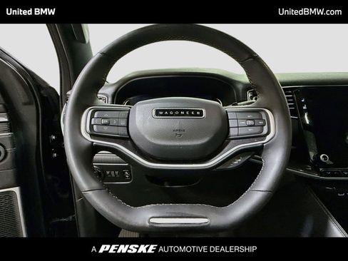 Used 2023 Jeep Wagoneer 4WD w/ Premium Group I image 6