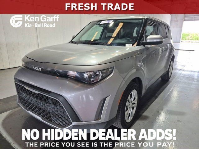 Certified 2023 Kia Soul LX FWD image 1