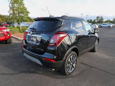 Used 2021 Buick Encore Preferred image 9