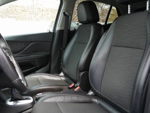 Used 2016 Buick Encore Convenience image 9