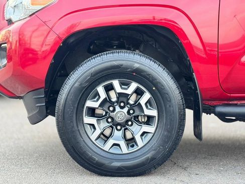 Used 2021 Toyota Tacoma SR image 11