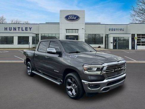 Used 2023 RAM 1500 Laramie AWD/4WD image 4