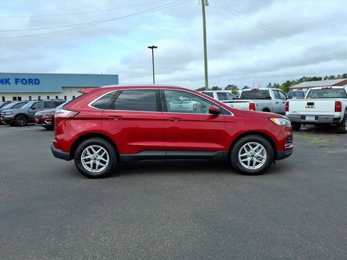 Used 2022 Ford Edge SEL w/ Convenience Package image 7