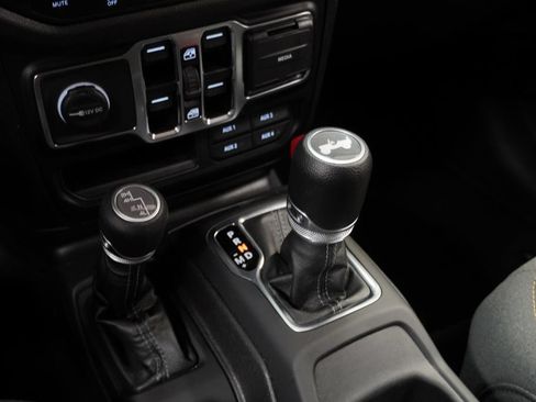Certified 2024 Jeep Wrangler Unlimited Sport AWD/4WD image 37