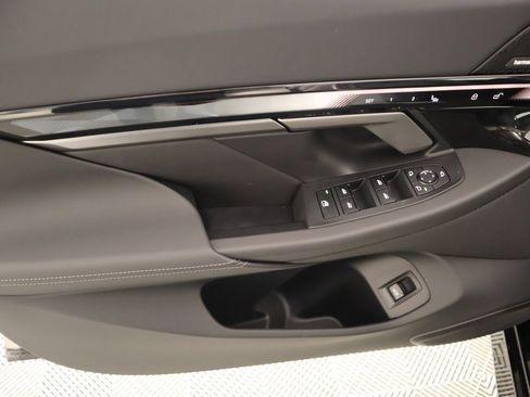 New 2025 BMW i5 xDrive40 w/ M Sport Package image 17