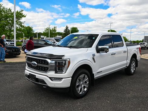 Certified 2022 Ford F150 Platinum w/ Equipment Group 701A High AWD/4WD image 9