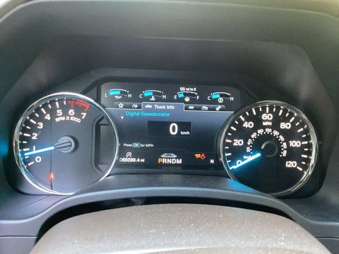 Used 2019 Ford F150 King Ranch w/ Equipment Group 601A Luxury AWD/4WD image 49