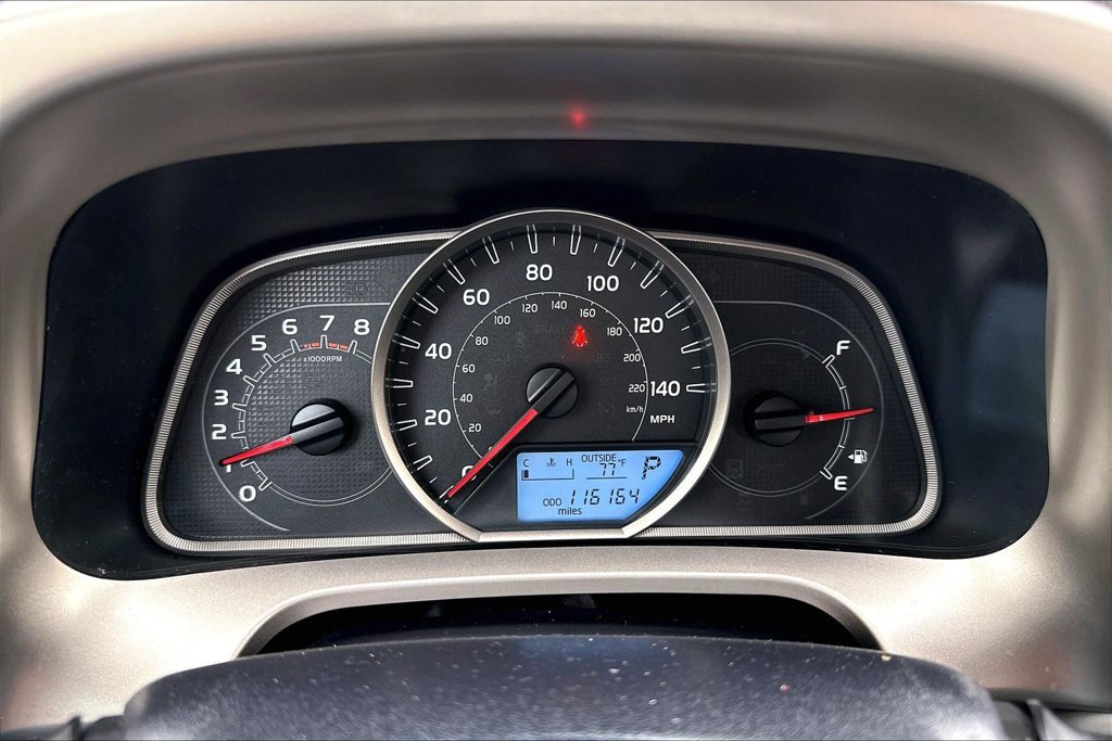 Used 2013 Toyota RAV4 LE FWD image 22