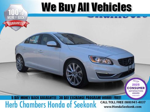 Used 2018 Volvo S60 T5 Inscription AWD/4WD image 1