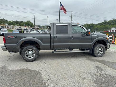 Used 2016 Ford F350 Lariat AWD/4WD image 3