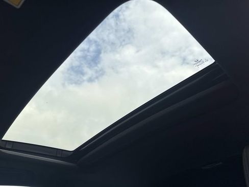 Used 2017 Honda Civic EX-L image 7