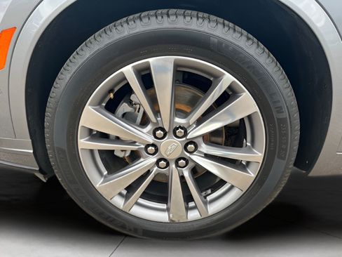 Used 2020 Cadillac XT6 Premium Luxury FWD image 13