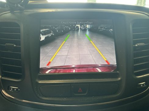 Used 2016 Chrysler 200 C w/ Premium Group image 21