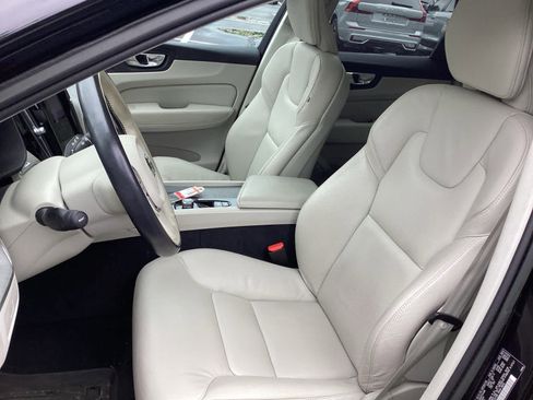 Certified 2023 Volvo XC60 B5 Plus w/ Climate Package image 71