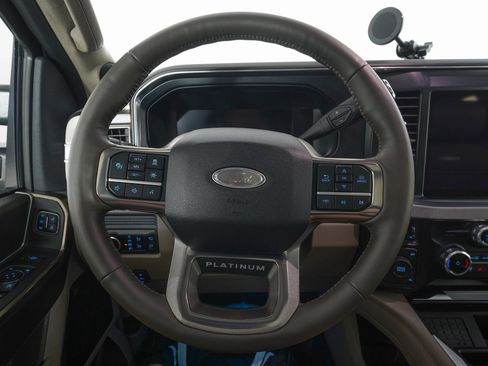 Used 2025 Ford F450 Platinum w/ Platinum Plus Package image 17