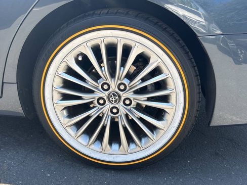 Used 2019 Toyota Avalon Limited w/ Advanced Safety Package FWD image 33