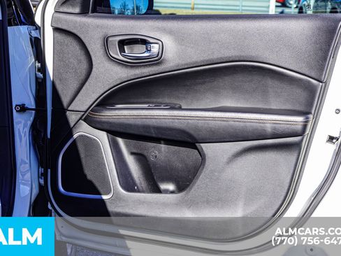 Used 2020 Jeep Compass Limited w/ Safety & Security Group image 52