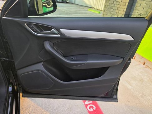 Used 2018 Audi Q3 2.0T Premium FWD image 26