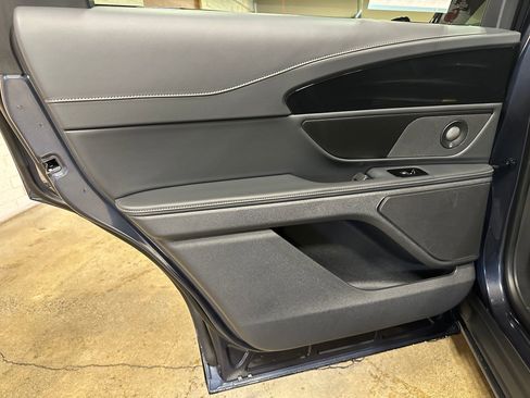 Used 2024 Lincoln Nautilus Reserve w/ Equipment Group 202A image 26