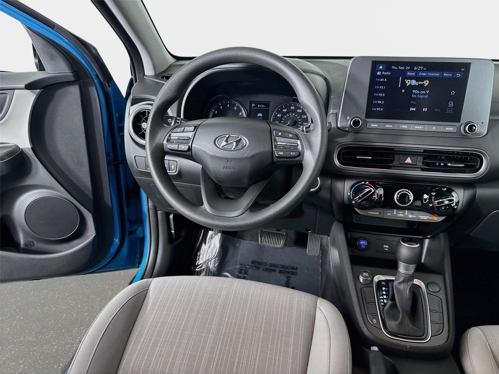 Certified 2023 Hyundai Kona SEL FWD image 21