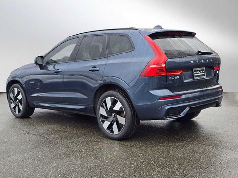 Certified 2023 Volvo XC60 T8 Plus w/ Climate Package image 5