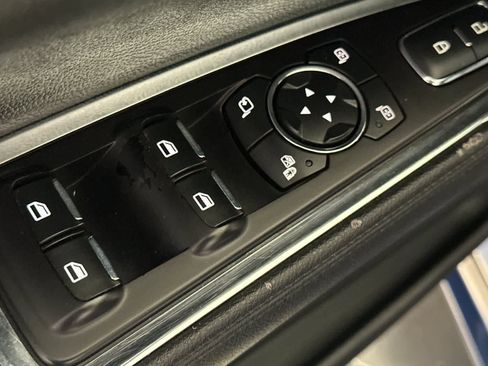 Used 2017 Lincoln Continental Select FWD image 14