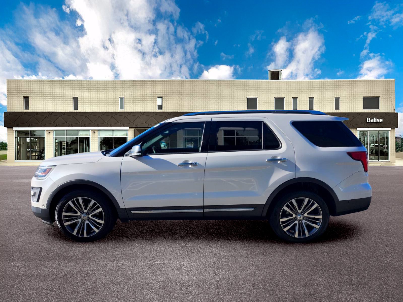 Used 2017 Ford Explorer Platinum AWD/4WD image 5