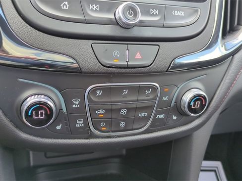 Used 2024 Chevrolet Equinox RS w/ RS Leather Package image 16