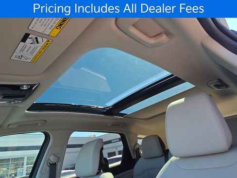 New 2026 Kia Sportage EX w/ EX Panorama Roof Package FWD image 17