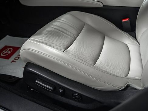 Used 2022 Honda Accord Touring image 35