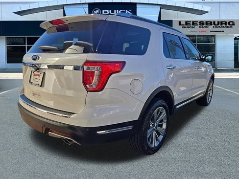 Used 2018 Ford Explorer Limited w/ Equipment Group 301A image 7