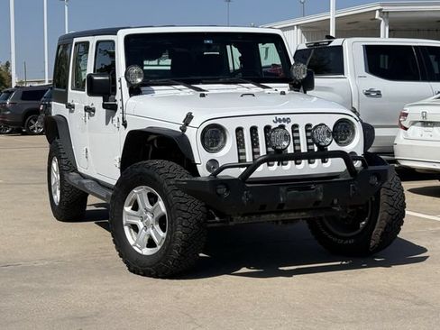 Used 2017 Jeep Wrangler Unlimited Sport w/ Max Tow Package AWD/4WD image 2