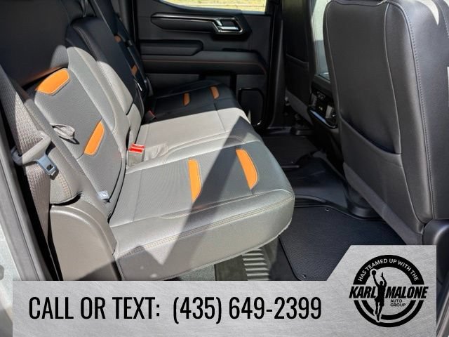 Used 2025 GMC Sierra 1500 AT4 w/ Technology Package AWD/4WD image 35