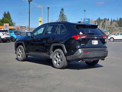 Certified 2025 Toyota RAV4 LE image 4