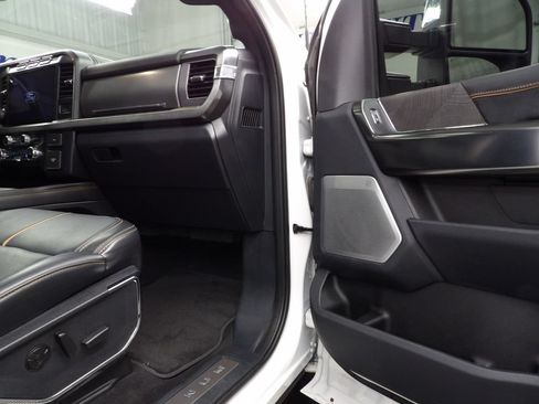 Used 2024 Ford F450 Platinum AWD/4WD image 37