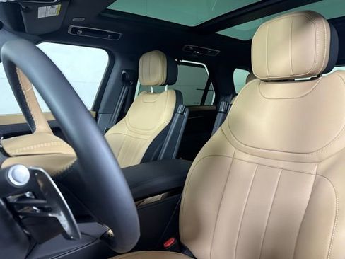 Used 2025 Land Rover Range Rover Sport Dynamic SE AWD/4WD image 5