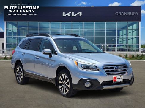 Used 2017 Subaru Outback 3.6R Limited AWD/4WD image 3