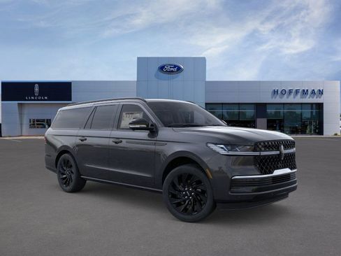 New 2025 Lincoln Navigator L Reserve w/ Jet Appearance Package image 7