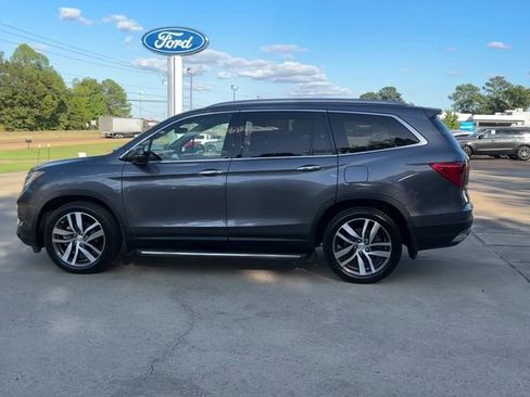 Used 2016 Honda Pilot Touring image 3