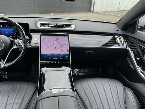 Used 2022 Mercedes-Benz S 500 4MATIC image 16