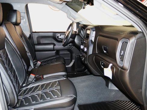 Used 2025 GMC Sierra 1500 Pro w/ Graphite Edition image 64